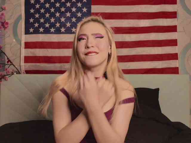 PussyRose webcam