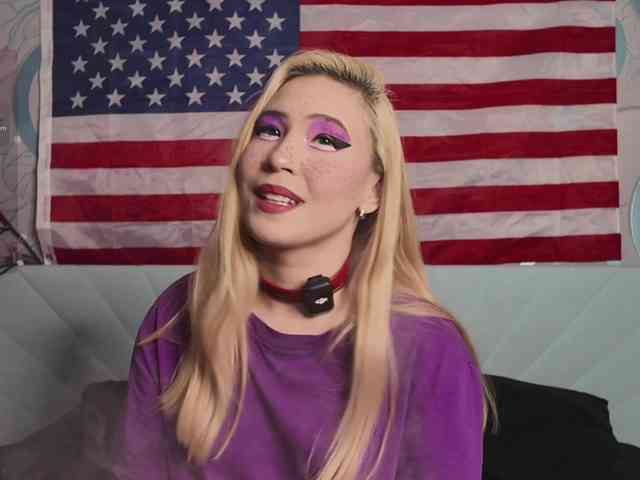 PussyRose webcam