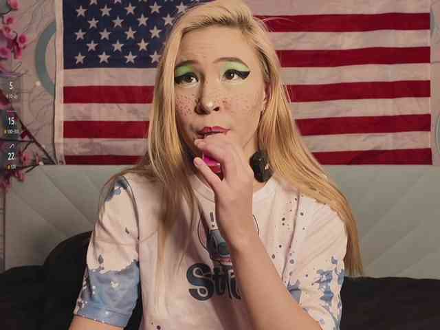 PussyRose webcam