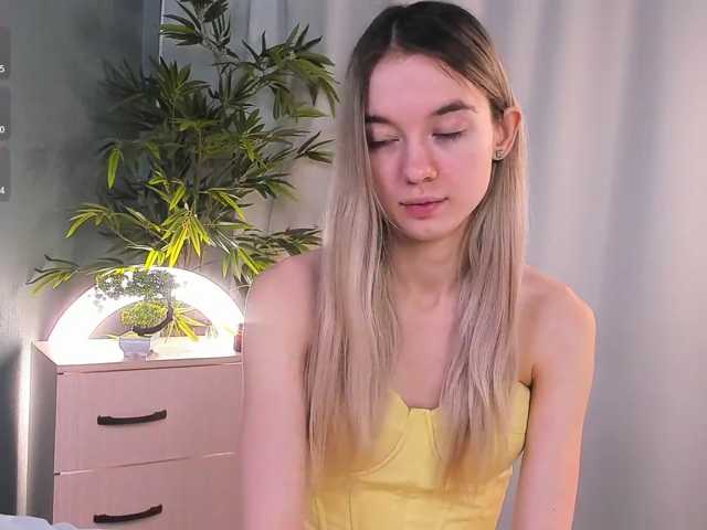 WhiteKelly live cam on BongaCams