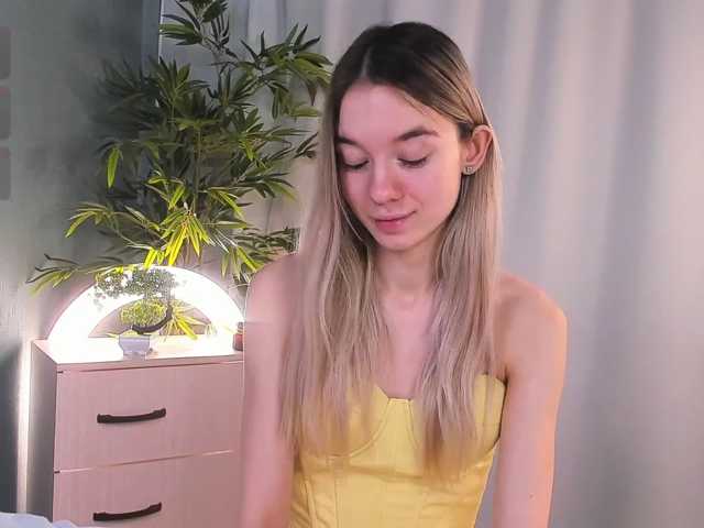 WhiteKelly live cam on BongaCams