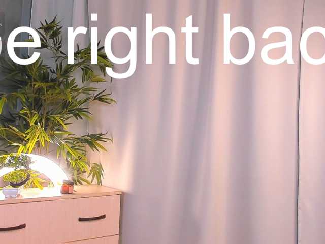 WhiteKelly live cam on BongaCams