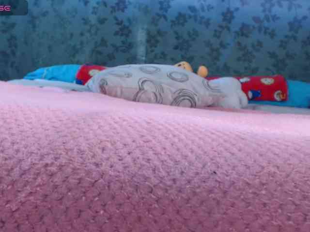 miia-1bigass webcam