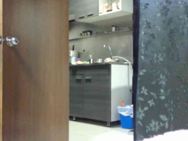 miia-1bigass webcam