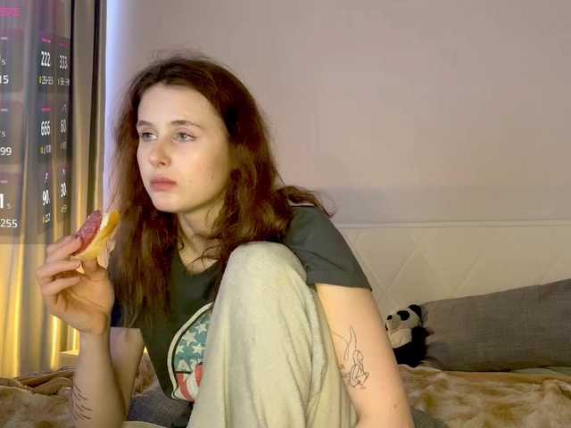 MilaElin live webcam show