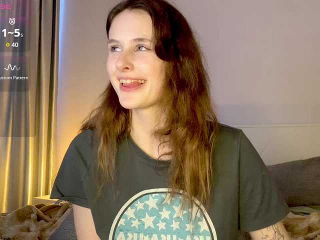 MilaElin live cam on BongaCams