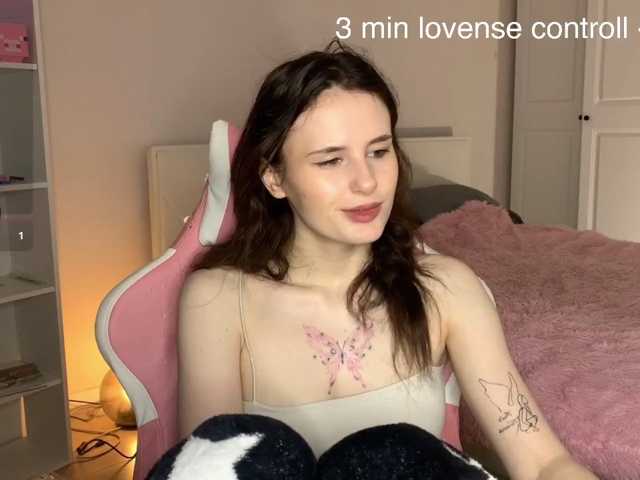 MilaElin live cam on BongaCams