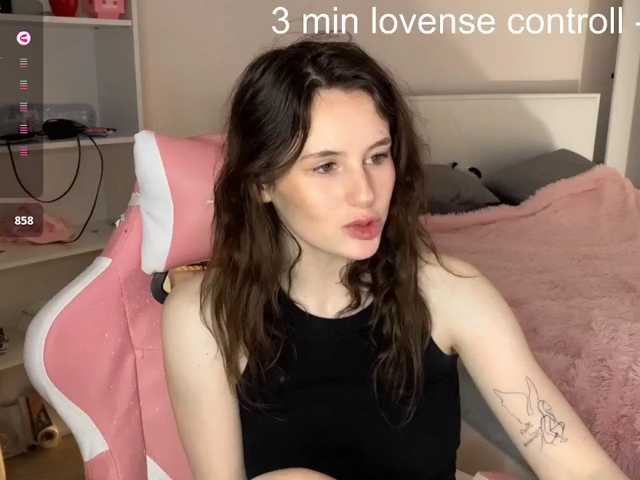 MilaElin live cam on BongaCams