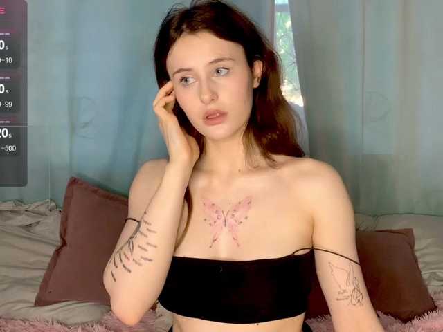 MilaElin live cam on BongaCams