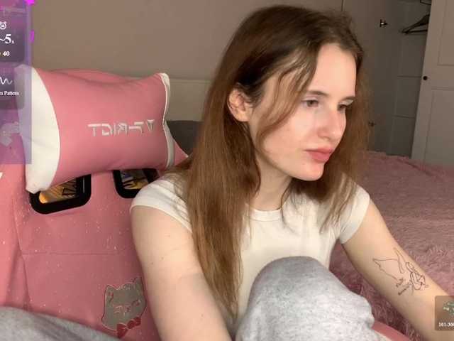 MilaElin live cam on BongaCams