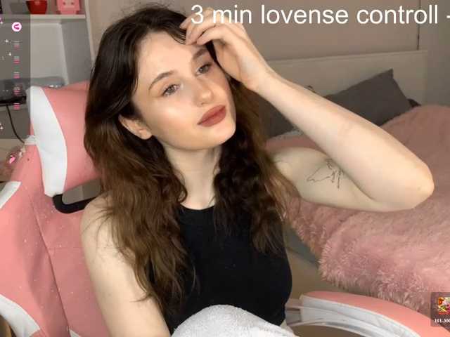 MilaElin live cam on BongaCams