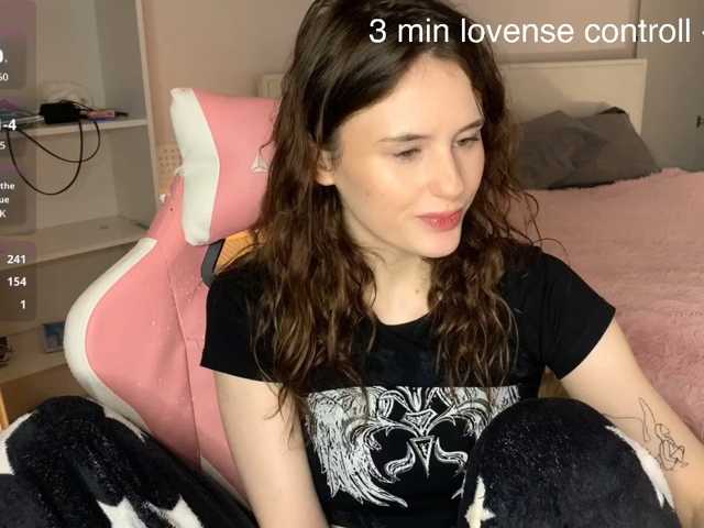 MilaElin live cam on BongaCams