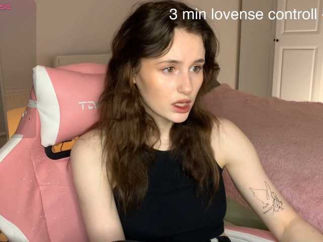 MilaElin live cam on BongaCams