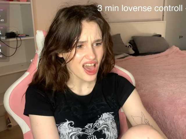 MilaElin live cam on BongaCams