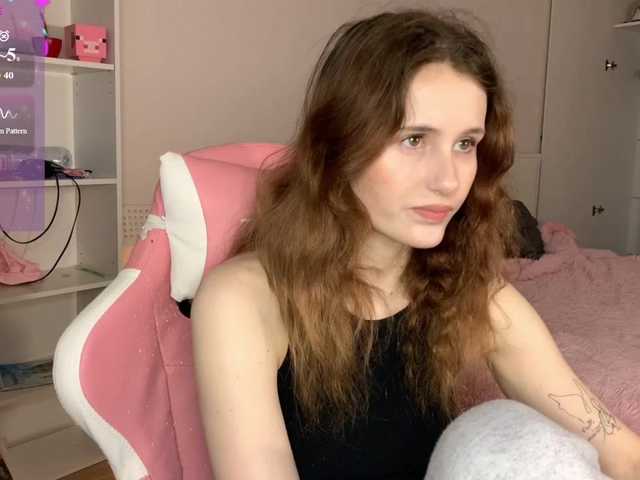 MilaElin live cam preview