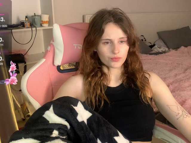MilaElin live cam on BongaCams
