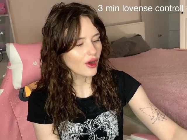 MilaElin live cam on BongaCams