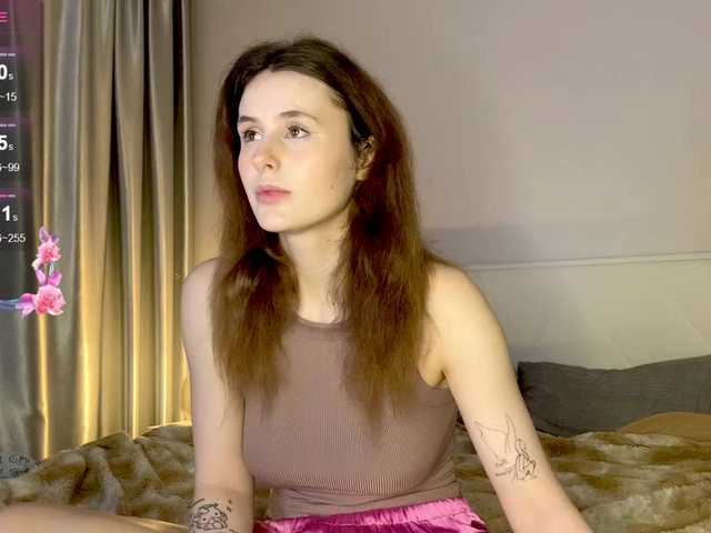 MilaElin live cam on BongaCams