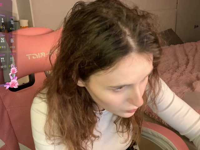 MilaElin live cam on BongaCams