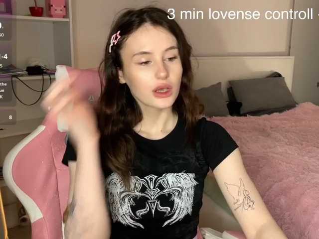 MilaElin live cam on BongaCams