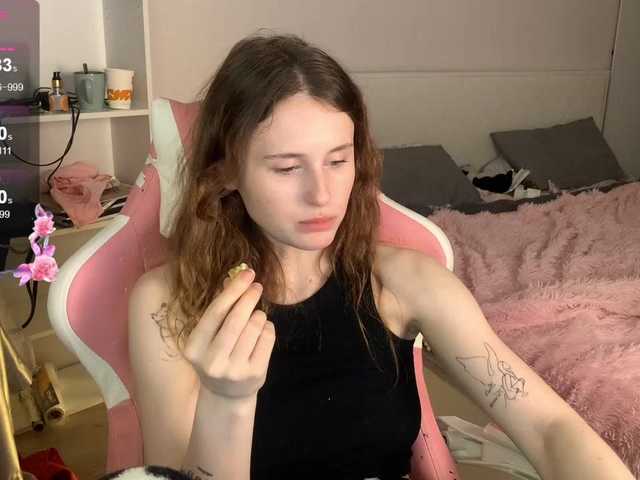 MilaElin live cam on BongaCams