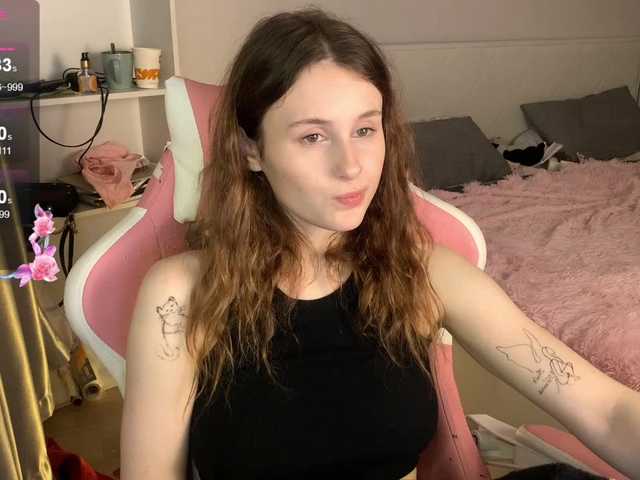 MilaElin live cam on BongaCams