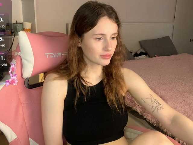 MilaElin live cam on BongaCams