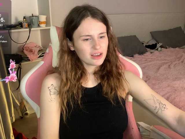 MilaElin live cam on BongaCams