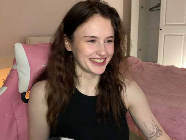 MilaElin live cam on BongaCams