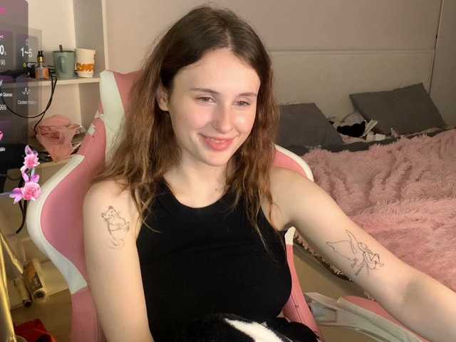 MilaElin live cam on BongaCams