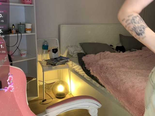 MilaElin live cam on BongaCams