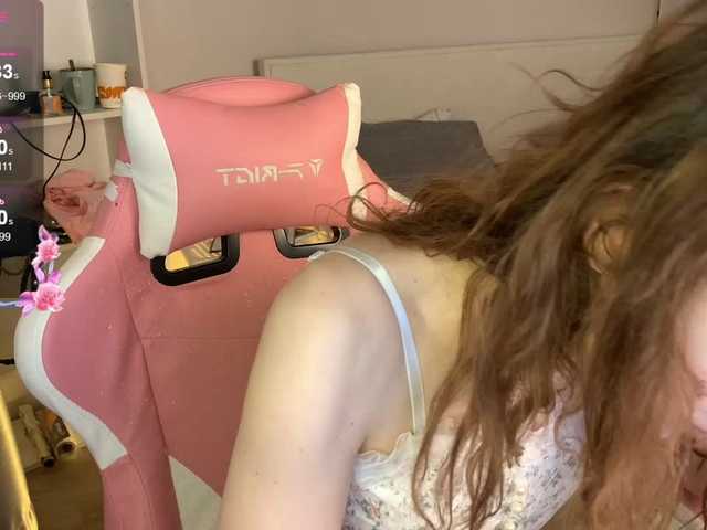 MilaElin live cam on BongaCams