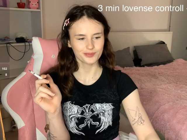 MilaElin live cam on BongaCams