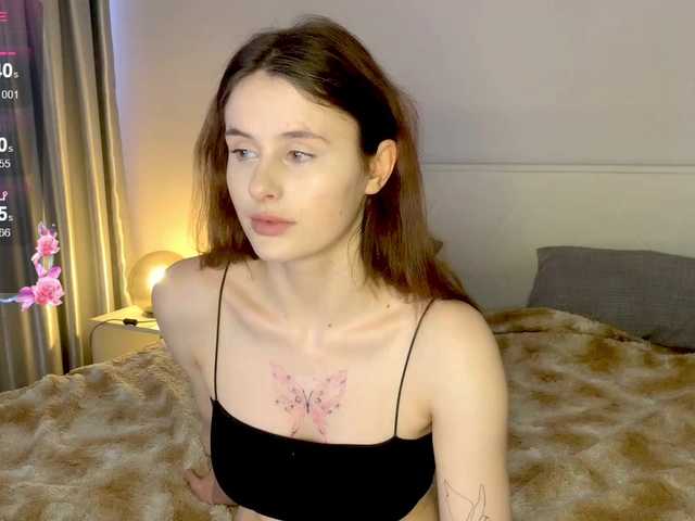 MilaElin live cam on BongaCams