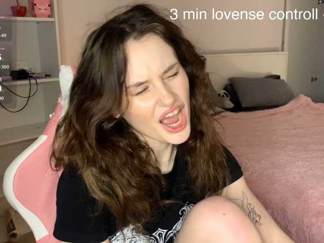 MilaElin live cam on BongaCams