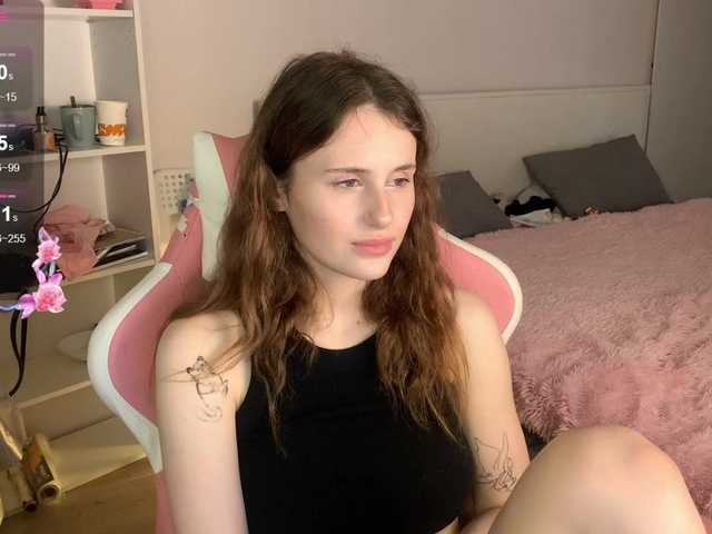 MilaElin live cam on BongaCams