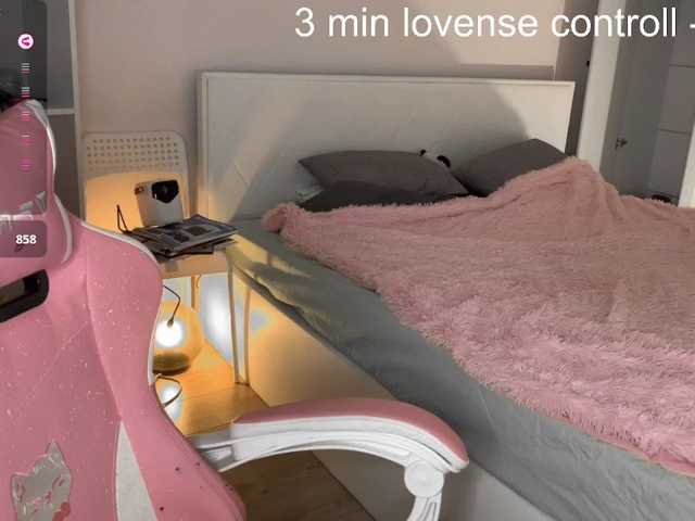 MilaElin live cam on BongaCams