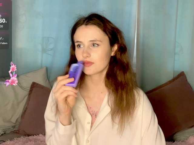 MilaElin live cam on BongaCams