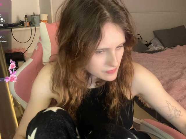MilaElin live cam on BongaCams
