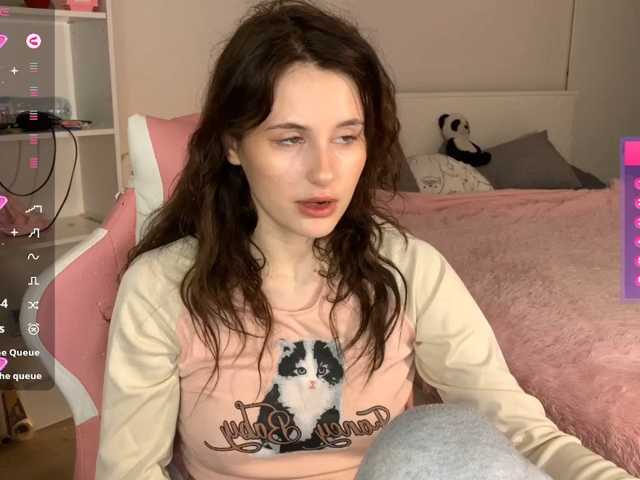 MilaElin live cam on BongaCams