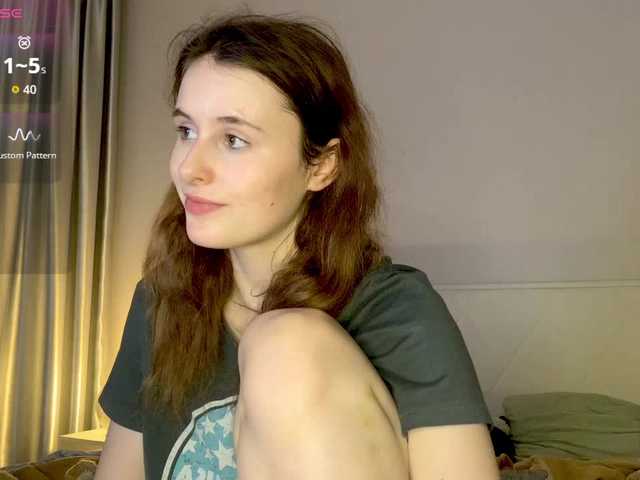 MilaElin live webcam show