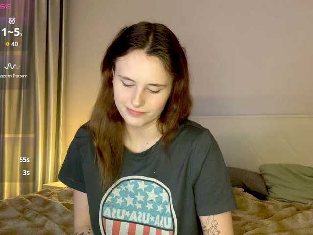 MilaElin live cam on BongaCams