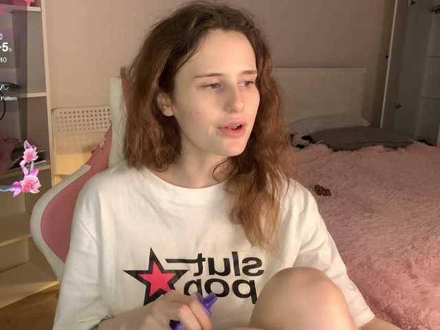 MilaElin live cam on BongaCams