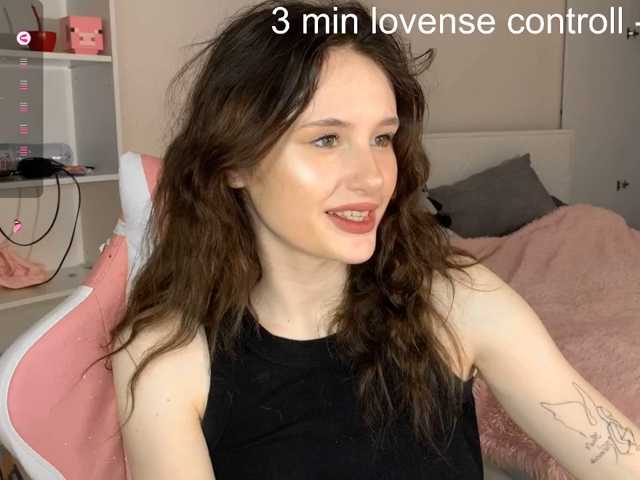 MilaElin live cam on BongaCams
