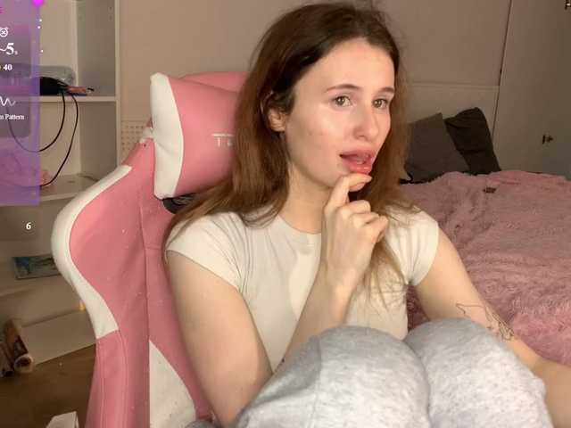 MilaElin live cam