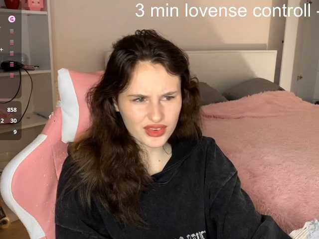 MilaElin live cam on BongaCams