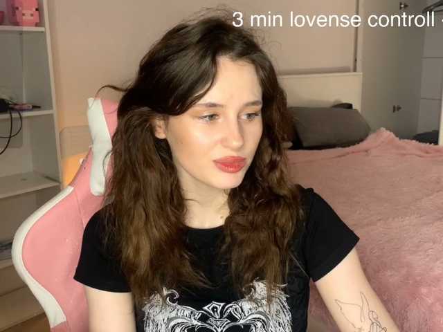 MilaElin live cam on BongaCams