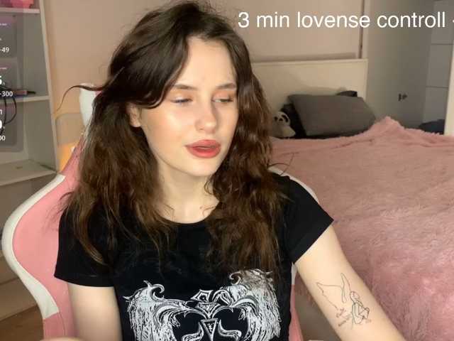 MilaElin live cam on BongaCams
