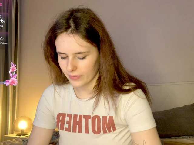 MilaElin live cam on BongaCams