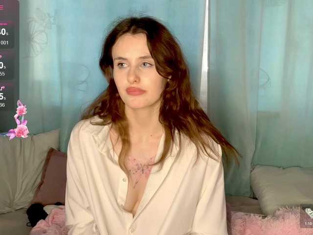 MilaElin live cam on BongaCams